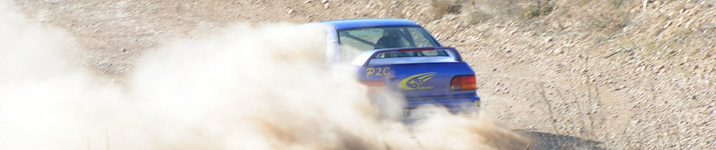 Subaru Impreza GT en stage de pilotage rallye terre sur le circuit des Granges Gontardes